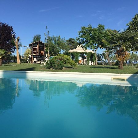 Appartamento Con Piscina E Giardino A Siena Eksteriør billede