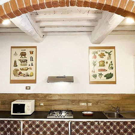 Appartamento Con Piscina E Giardino A Siena Eksteriør billede
