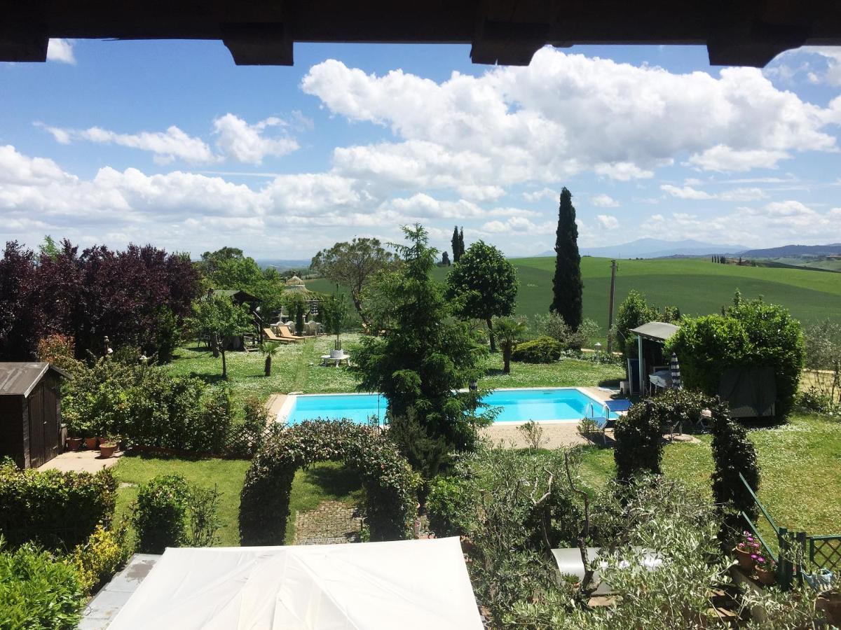 Appartamento Con Piscina E Giardino A Siena Eksteriør billede