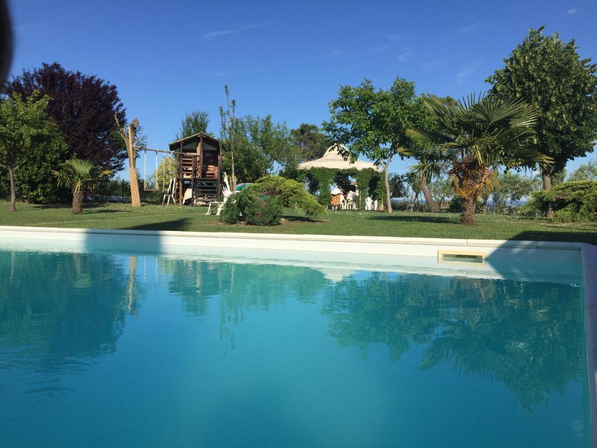 Appartamento Con Piscina E Giardino A Siena Eksteriør billede