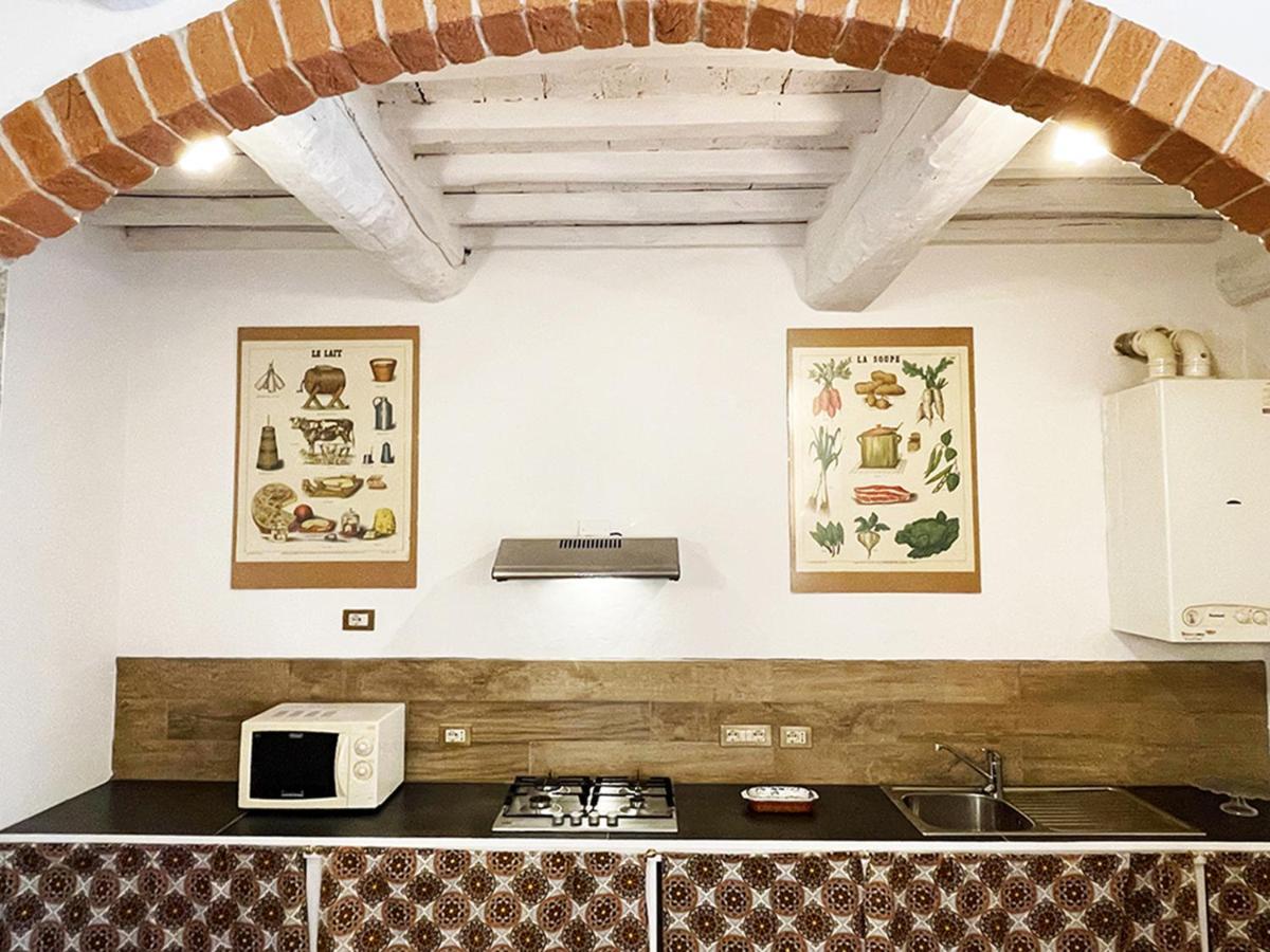 Appartamento Con Piscina E Giardino A Siena Eksteriør billede