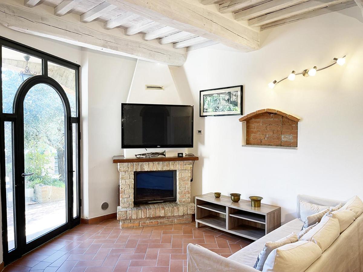 Appartamento Con Piscina E Giardino A Siena Eksteriør billede